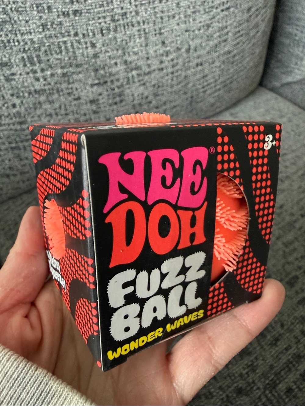 BNIB NeeDoh Fuzz Ball Wonder Waves, Orange